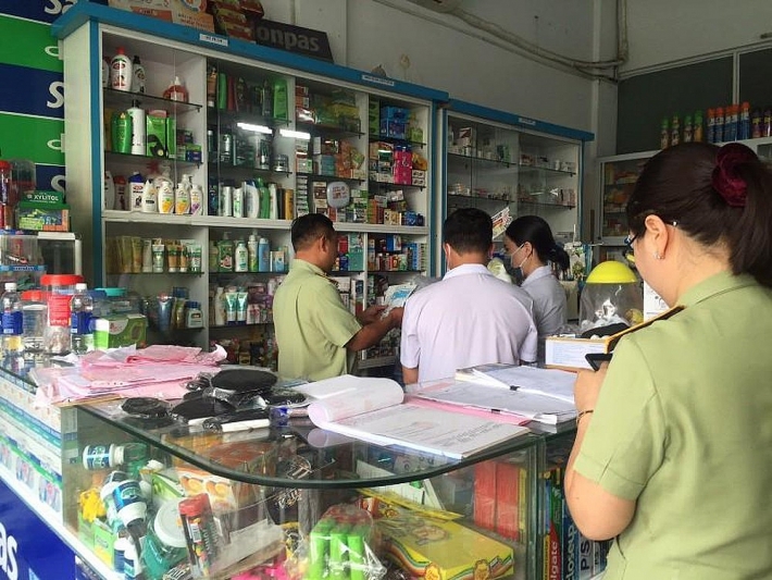 Xử phạt 21 cơ sở kinh doanh thiết bị y tế trong ngày 10/3